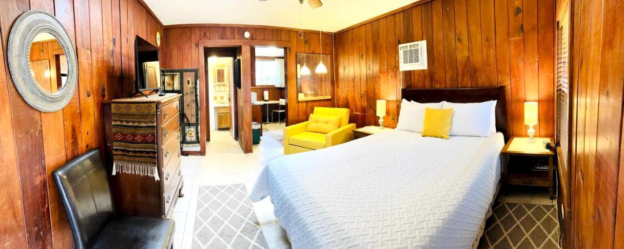 Mile High Ranch Hotel Bisbee Eksteriør billede